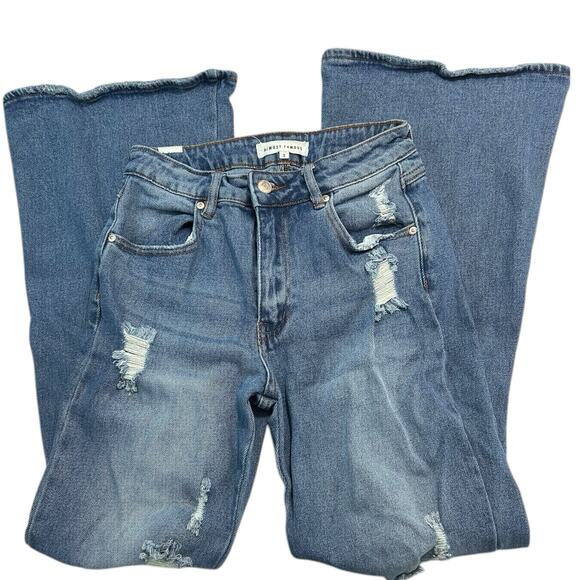 Almost Famous Distressed Denim 90's Flare Blue Jeans Sz 3 Bell Bottoms Stretch - Picture 1 of 14